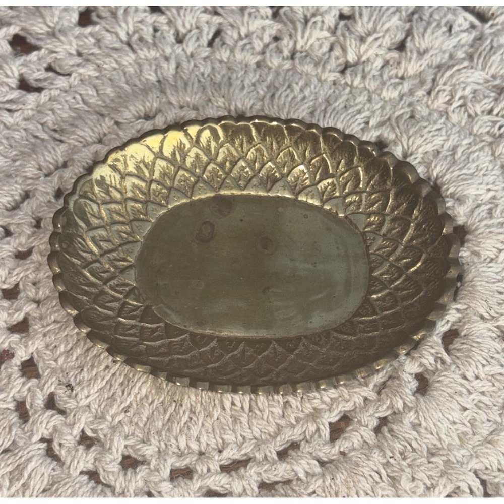 Vtg Small Brass Scalloped Oval Trinket Nut Soap Tray Dish Embossed India